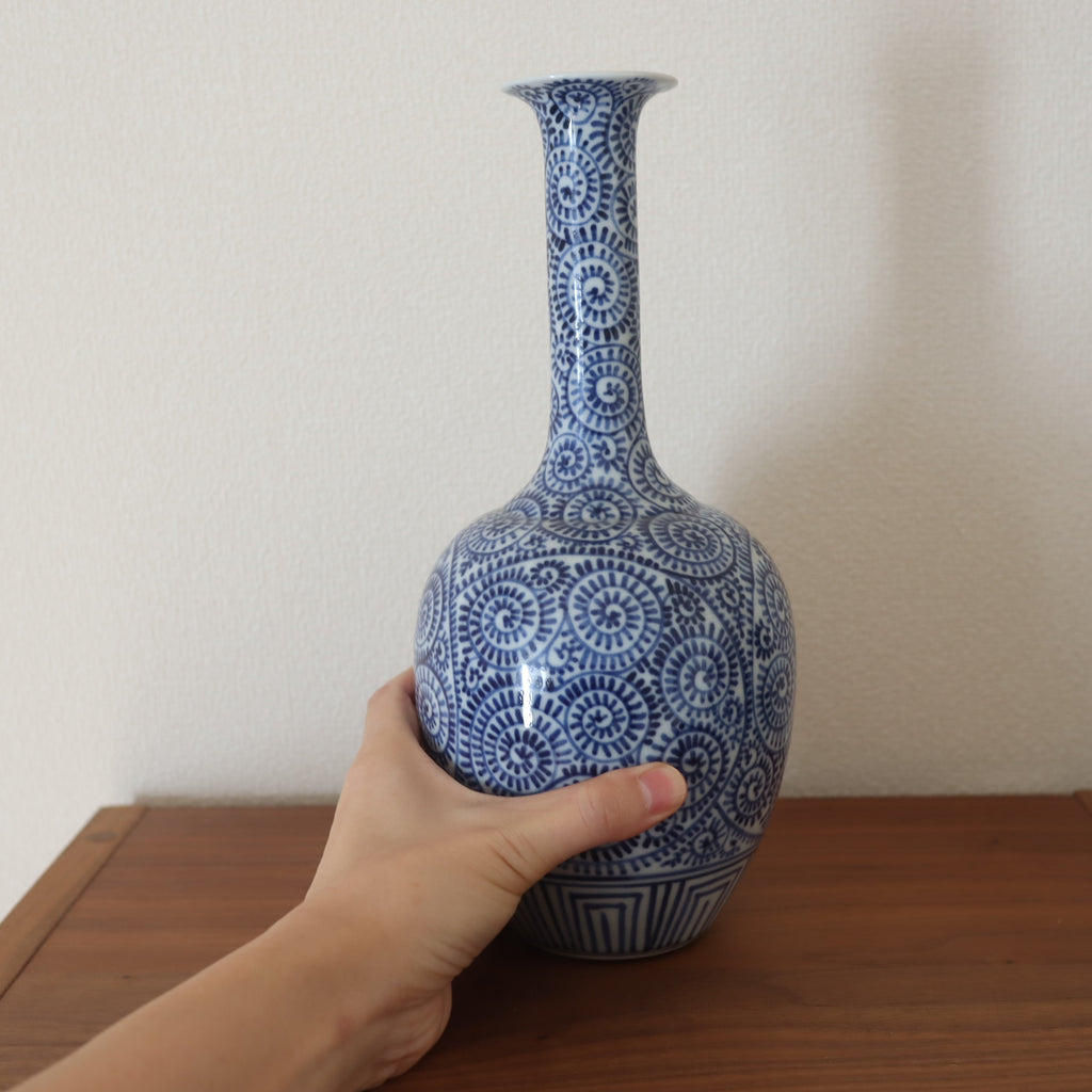 Japanese Antique Ko-Imari Blue and White Flower Vase with Takokarakusa Design